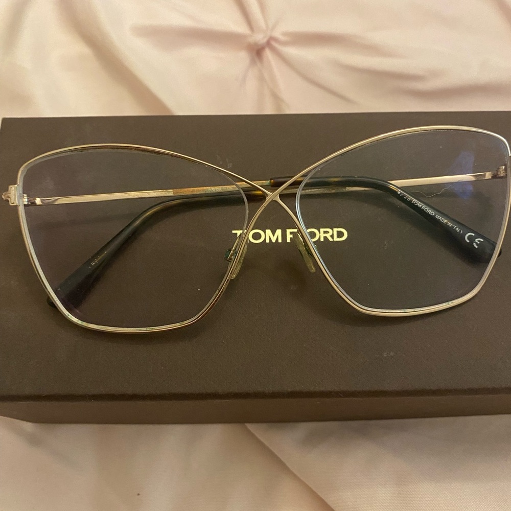 Tom Ford butterfly frame